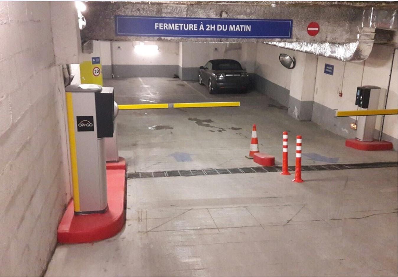 Foto van parking INDIGO Petites Ecuries in Parijs